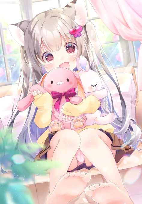 新しいウサちゃん買ってもらったの!いいでしょー 