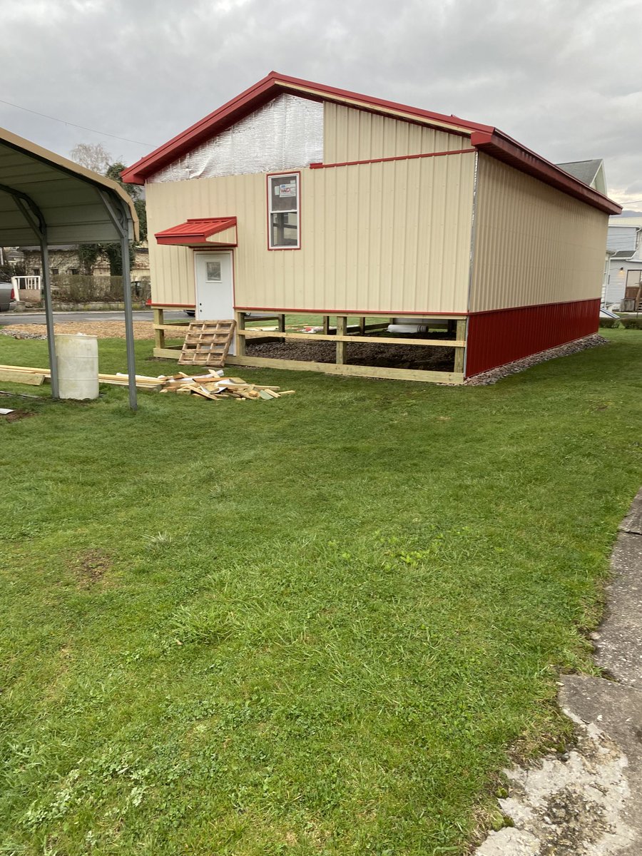 WestEndGuide's tweet image. New construction on Fairfield Avenue in the West End