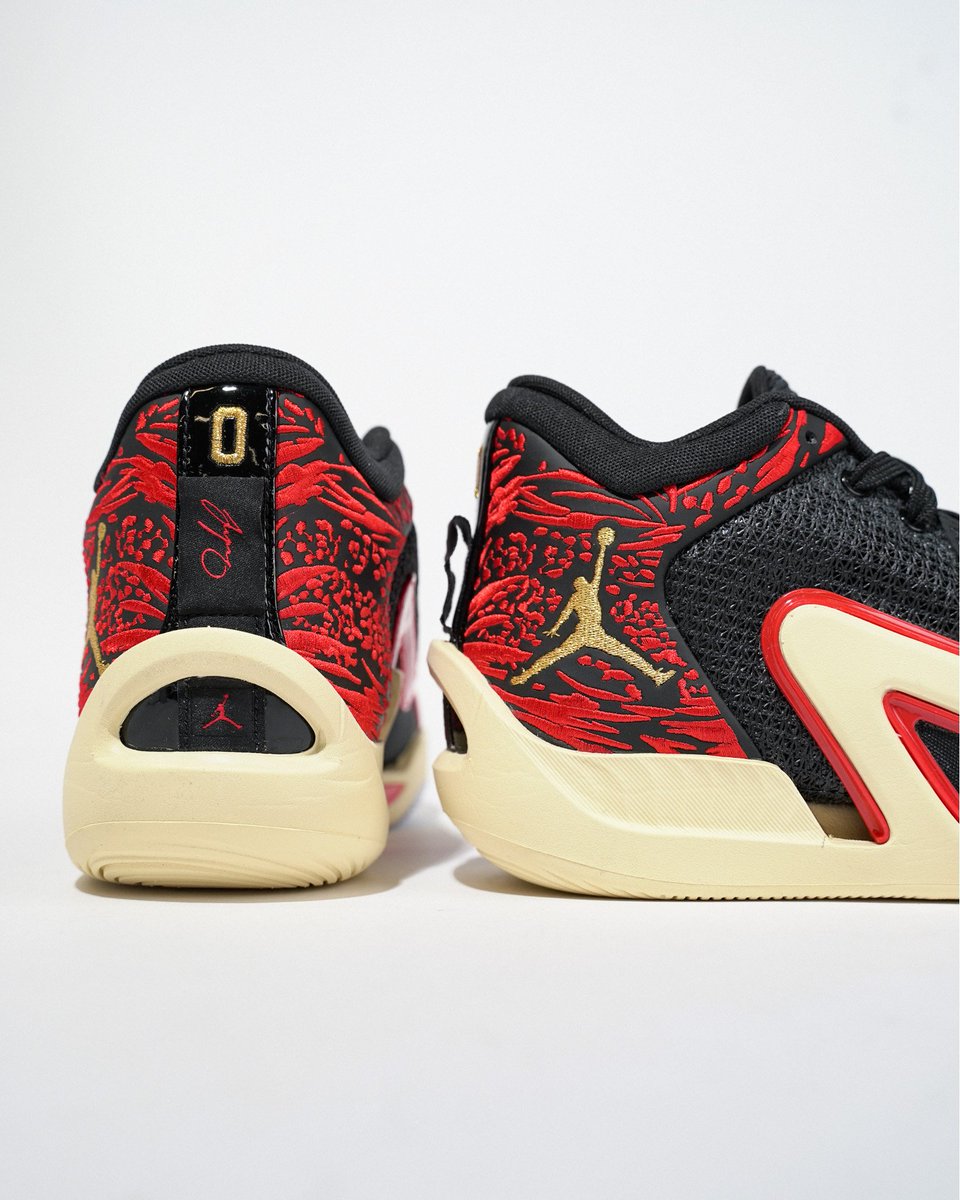 Throwback tweet media