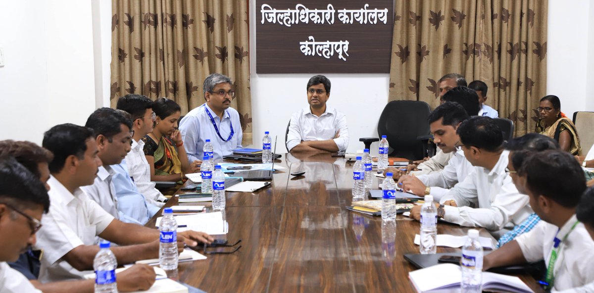 Info_Kolhapur's tweet photo. #कोल्हापूर नाबार्डच्या पुढाकाराने मध, रेशीम व शेळीपालनासाठी जिल्ह्यात तीन शेतकरी उत्पादक कंपन्यांची स्थापना करण्यात येत आहे.  या कंपन्यांनी उत्कृष्ट काम करुन राज्यातील शेतकऱ्यांसाठी आदर्श निर्माण करावा-@CollectorKolha1 राहुल रेखावार
@MahaDGIPR @InfoDivKolhapur https://t.co/Aonu4SMhAK