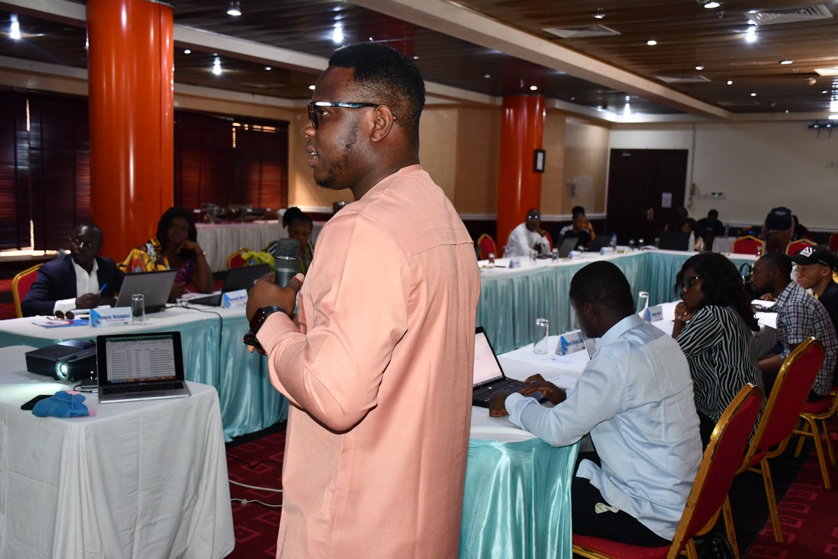 TheICIR's tweet photo. Day 3: #OCRPAbuja2023 Group 1 participants during the presentation for their group task on Data Journalism, facilitated by Damilola Ojetunde (@Dammy_oje).
_
@Ayanfeoluwaaa @Pascal1661 @oma_somba @ThompsonViral 
_
#OCRP2023 #OCRPAbuja #OpenContractReporting https://t.co/rwhBK2eH1U
