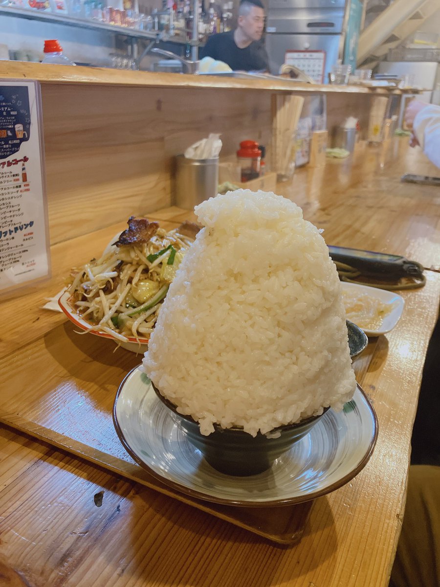 週末のライブに向けてもりもり食べました。

#健ちゃん食堂