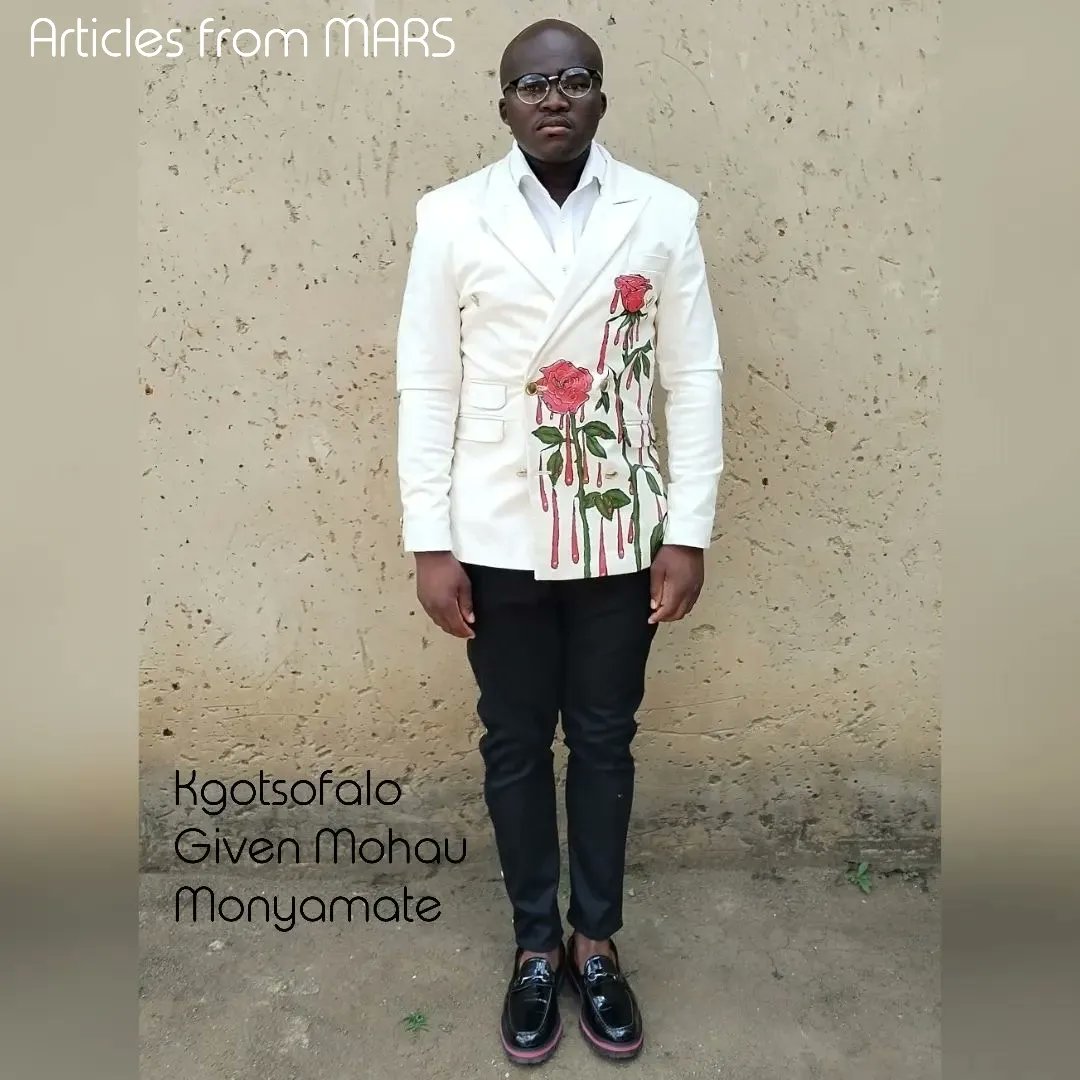 MARS_is_dope's tweet photo. Suit: Handpainted Canvas Jacket and Chino side button stand slim-fit pants 🌹. https://t.co/xWePKFcepf