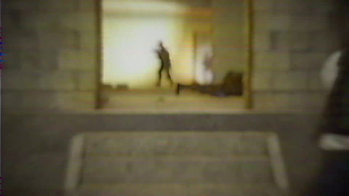 cg_frame tweet media