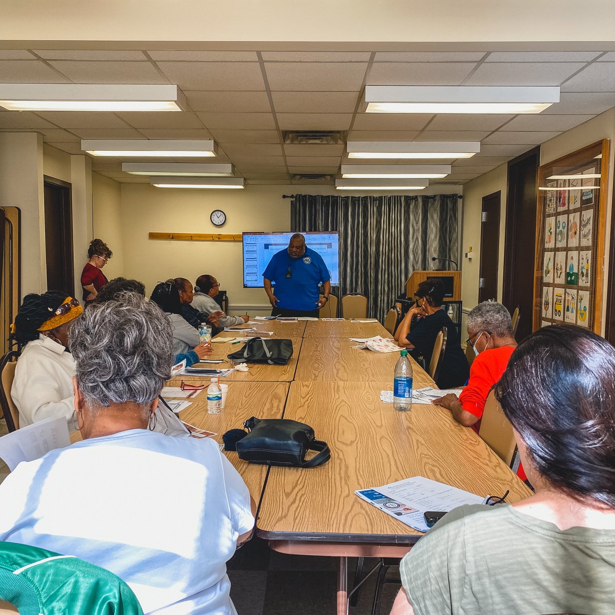 phlrow's tweet photo. Thank you to @CenterinthePark for partnering with #PHLROW to educate our community about estate planning and wills. It was great to have our partners over at @CLSphila there to help answer legal questions that came up during the workshop. https://t.co/rNKbF017QI