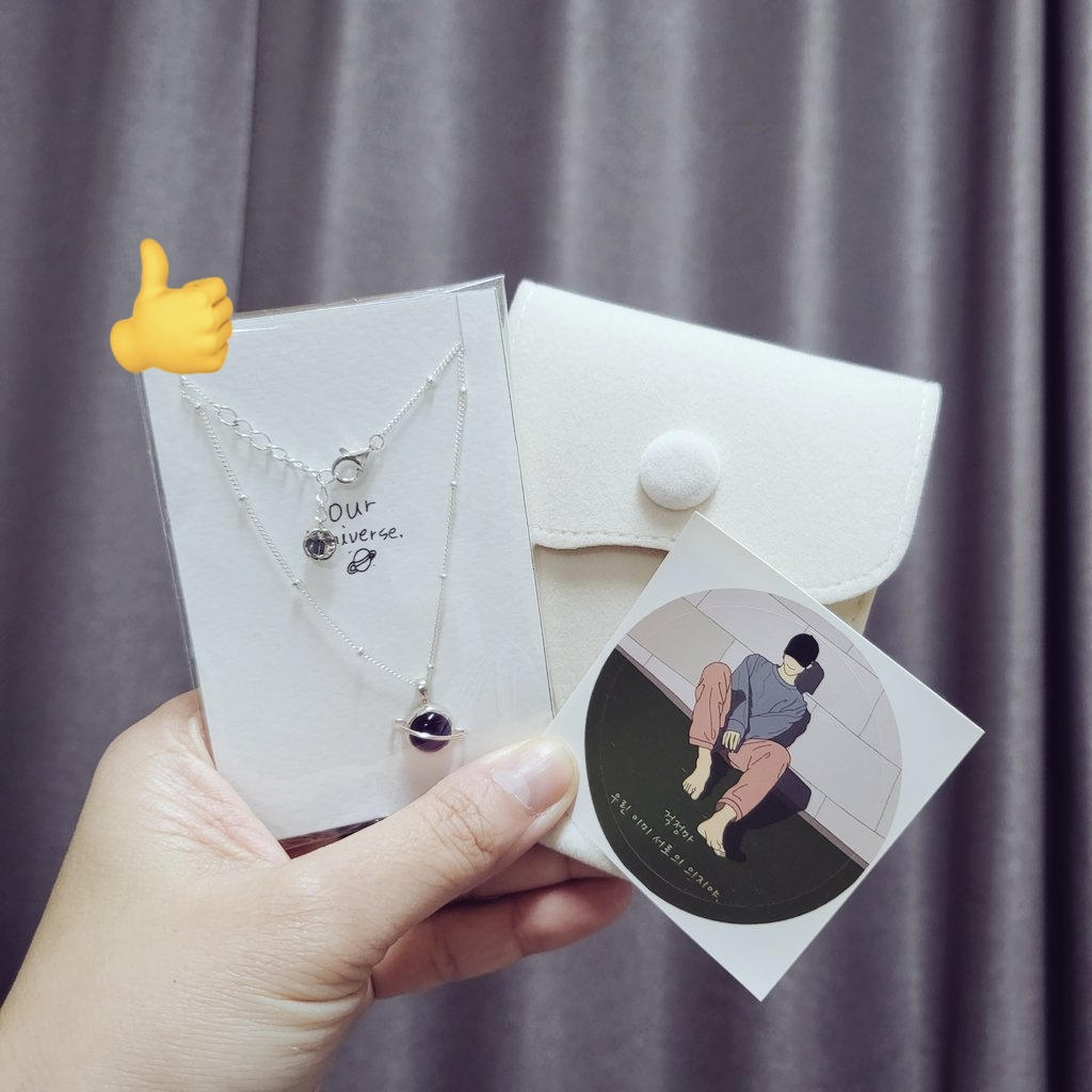 leah_bts7's tweet photo. @awesome_tani  #어썸한후기
아쥬 간만에 어썸한후기입니닷😏
급하게 찍었더니 영롱한 보라색을 보여주질 못하네요 ( ; ﾟДﾟ) 요즘 결혼식 갈일이 많아지는데 (ToT)ㅋ 마땅한 액세서리가 없어서 오또케하나 고민했거든요! 이렇게 예쁜 목걸이를 딱맞춰서🥲 감사합니다😘💜 금손어썸님 최고👍 https://t.co/z9YKUpNxY3