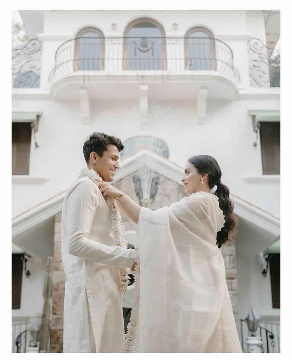 VenueMonk's tweet photo. Loving this minimal white trend🤍✨ https://t.co/GZDoy17X2h