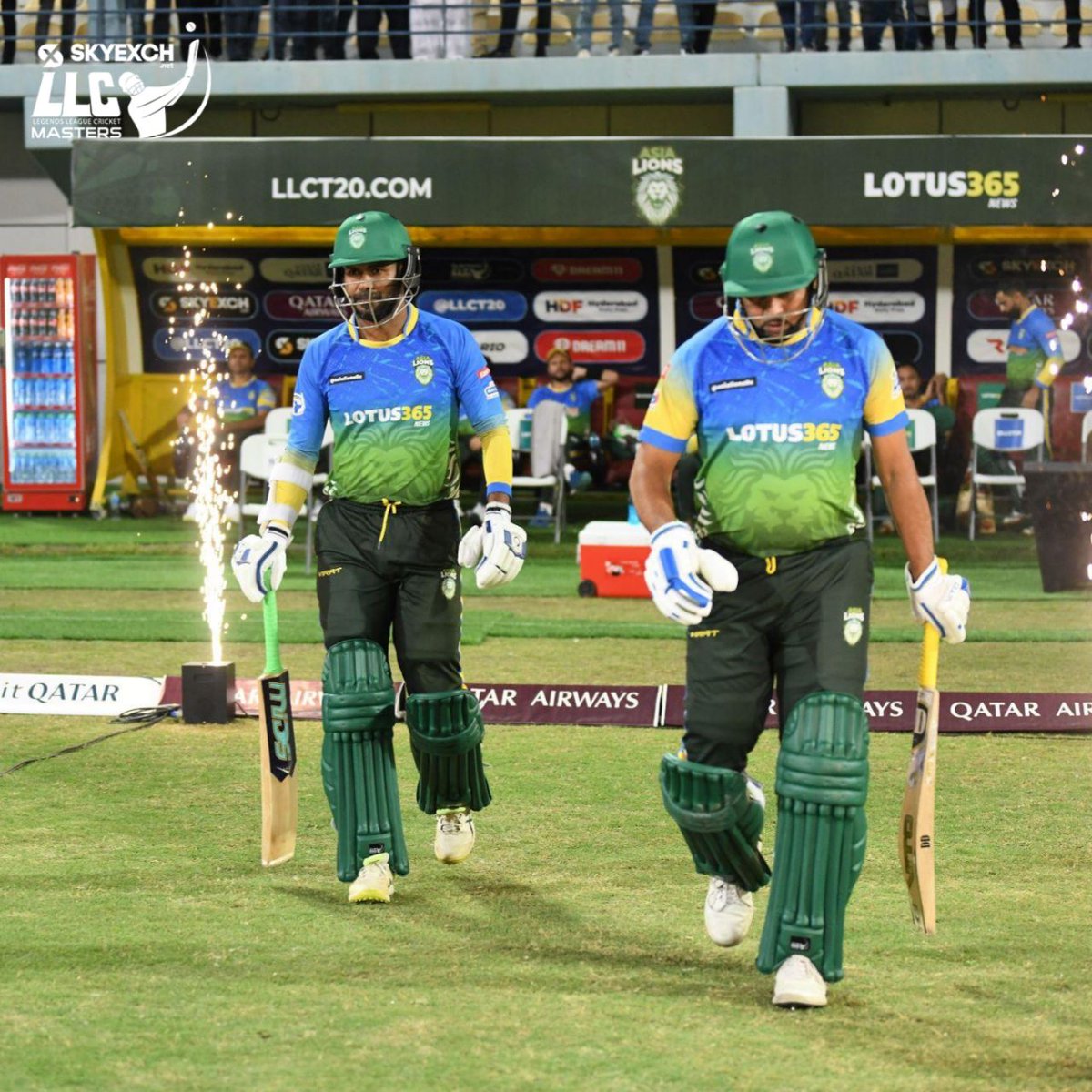 AsiaLionsLLC's tweet photo. A performance that was class apart! ⚡🏏

The thriller @upultharanga44 displays what it’s like to be at the top. 🦁🔥

#LegendsLeagueCricket #LLCMasters #LLCT20 #YahanSabBossHain #UpulTharanga https://t.co/2ri4owwfMM