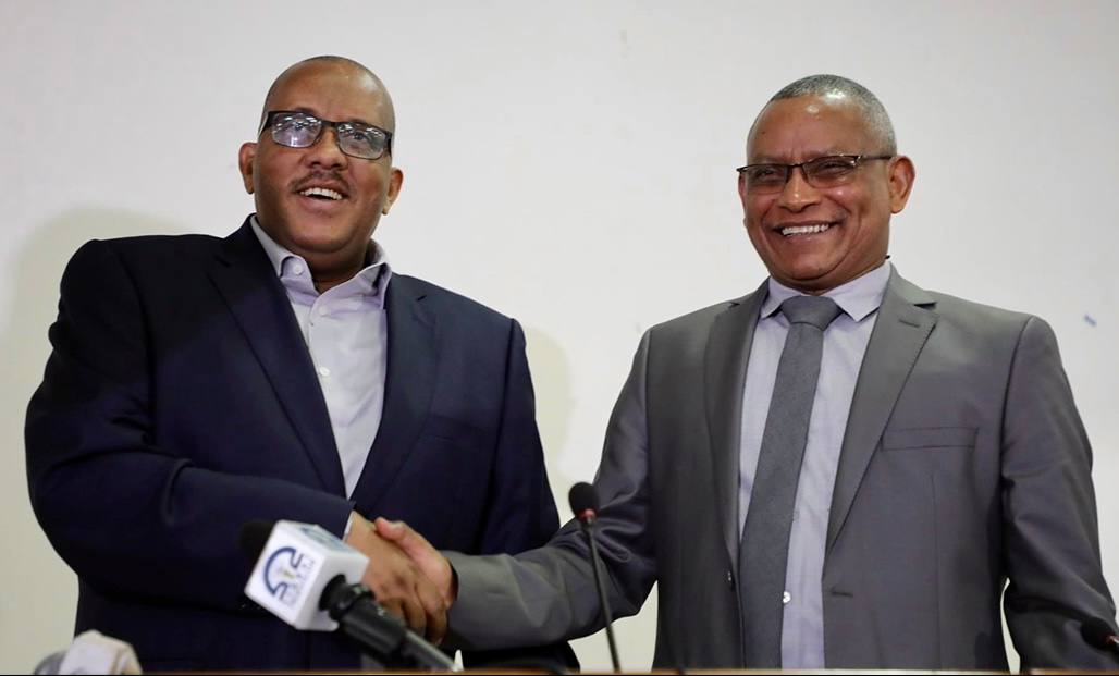 Tsuduk3's tweet photo. የቀንየልና ዶክተር ደብረፅዮን ጀግና ወዲ ህዝቢ ምስ ብፆትካ ኮይንካ ዕውት ናይ ስልጣን ርክክብ ጀግና አያና ክብሪ ይግበአካ ..ተጋዳላይ ጌቺ ድማ ሓደራ ህዝብካ ተቀቢልካ ዕውት ስራሕቲ ከምትሰርሕ ተስፋ ተዋሂቡካ አሎ ሰናይ ናይ ስራሕ ግዜ ይኩነልካ https://t.co/rmNu0lOlpZ