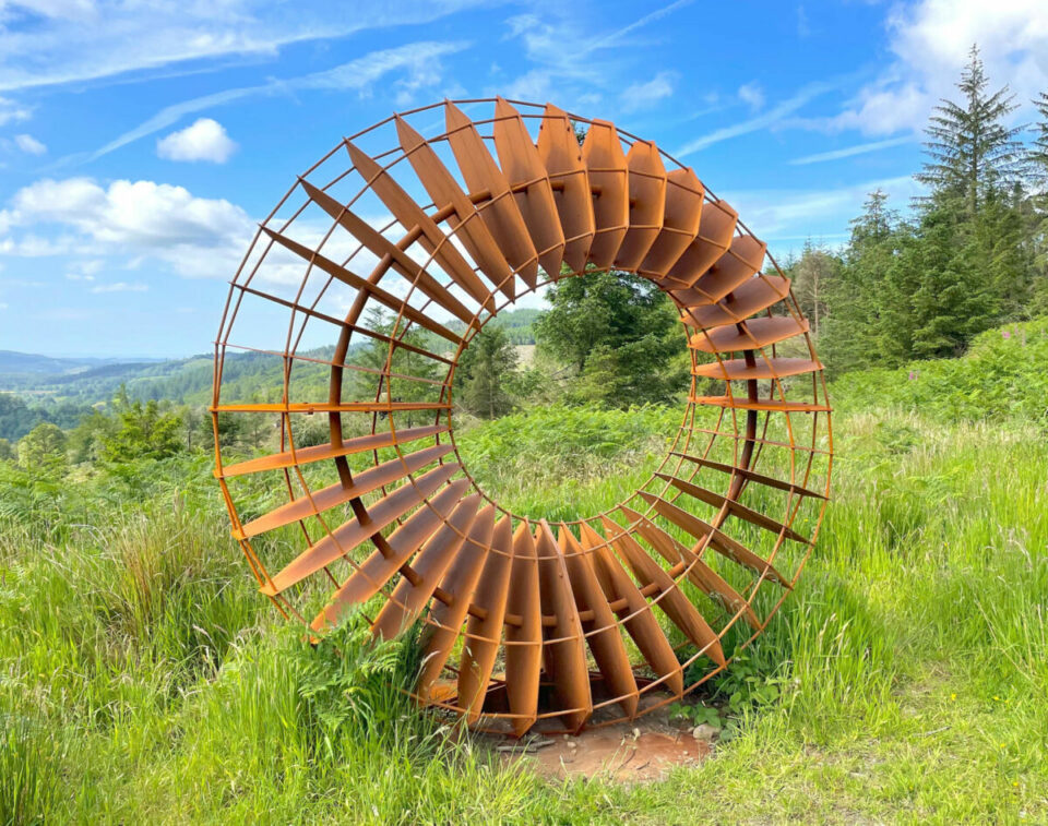 AestheticaMag's tweet photo. Outdoor Sculpture | #FromTheArtPrize

- George Andric
- @Studio_Sapien 
- @vilanova_marc 

Submit your work to win £10,000 plus publication and exhibition: https://t.co/fyaz3TU7q6 https://t.co/3B1XMIpN7x