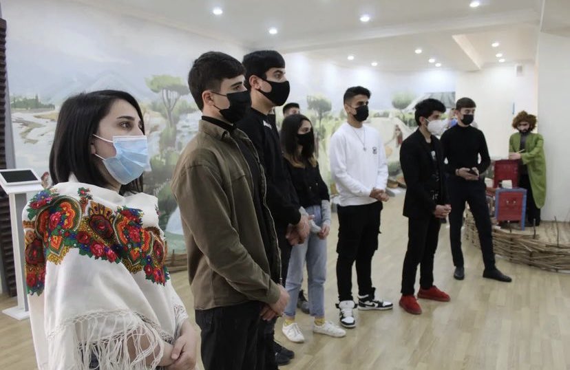nahid__aghayev's tweet photo. Nə yalan diyim Gikm mənim ikinci evim idi, və əminəmki tək mənim deyl birçox gəncin ikinci evi idi ora 🥺

@presidentaz @Youthfund_Az @AzerbaijanPA 
#GİKM #GİKMbağlanmasın #GİKMbaghlanmasin https://t.co/U3bTB7LsB9