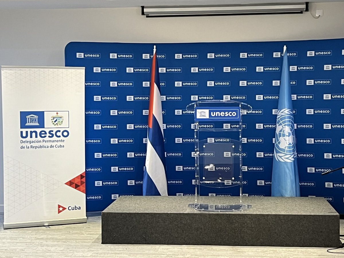 alessior72's tweet photo. #emozione ed #orgoglio, far parte di questo gruppo di lavoro con gli amici di #ercsunspirits e #nelsonservizi, bellissimo progetto in cui i maestri del Ron cubano ricevono il riconoscimento di patrimonio intangibile dell’umanità da @UNESCO
#leanup @LeanEvolution #easysolutions https://t.co/YXsR79x5HW