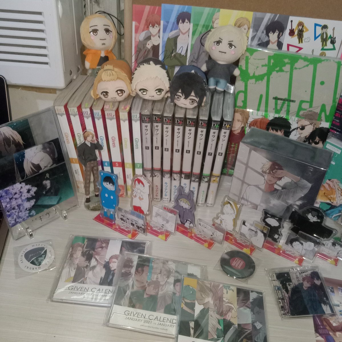 mikajihiko's tweet image. Part 1 of ??
Thank you Kizu-sensei! 
#Given #GivenMerch #MikaBudols