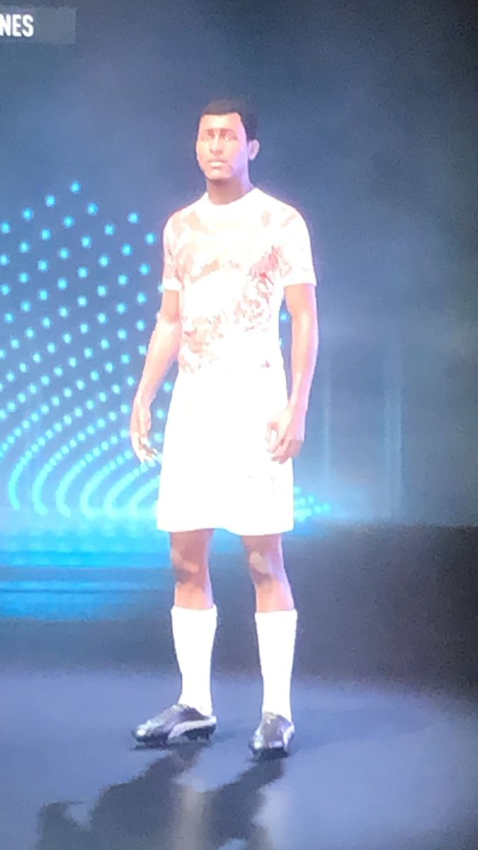 SLSFC_'s tweet image. Willi: el defensa central del SLSFC, un muro insuperable con más de 80 goles y casi todos de cabeza gracias a su altura de titán y su físico de gladiador