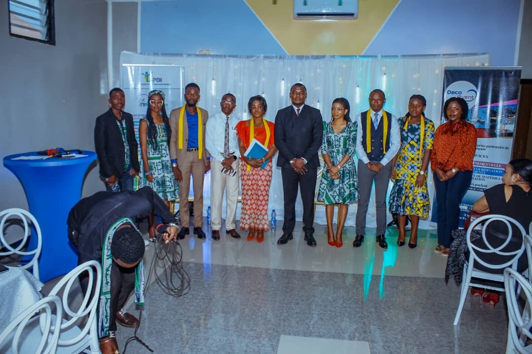 ConstantinMang1's tweet image. Nouvelle lutte desfemmes pour un monde entreprenant, était le thème de la conférence organisée à #KIPUSHI par #APDI en marge de la clôture du mois de Mars dédié aux droits de la femme. Nos hommages à @MauricetteYowa7 pour l'initiative et pour nous avoir associé à ces échanges.