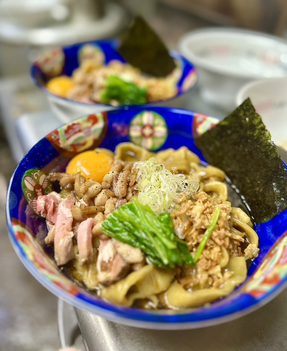 wryo_rock_ramen's tweet image. 夜の裏そば

鴨脂と黒胡椒もち姫油そば。