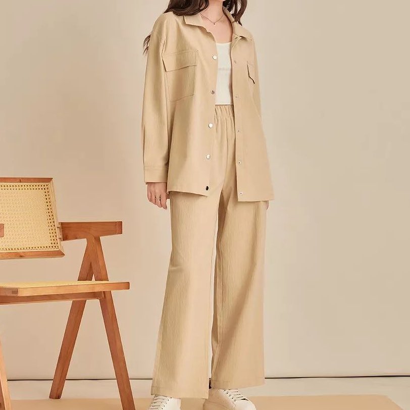 ndynshopee's tweet photo. I bet you may want this pretty aesthetic casual set in your collection 💕 https://t.co/nxPktMGFS3