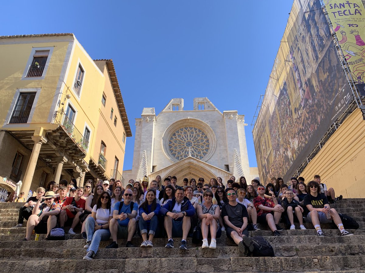 malonelanguages's tweet image. Spanish trip Day 2 spent in the beautiful town of Tarragona. We climbed the walls of the old Roman city, visited the ruins of the amphitheatre and soaked up the sun on a fab beach🏖️