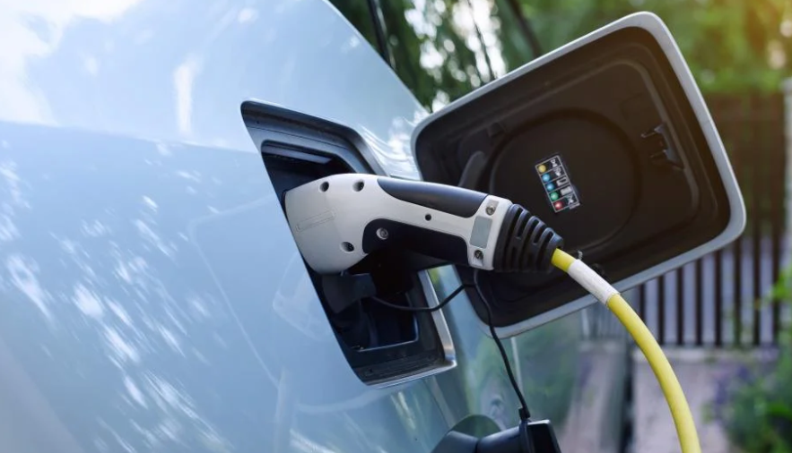 orderworkltd's tweet photo. The trend towards electric vehicles continues to grow &amp; a home EV charger can make life easier &amp; more cost-effective. You can now directly book your installation with us &amp; one of our experienced &amp; highly rated installers, find out more &amp; book here: https://t.co/graLReZkg5 https://t.co/OosthwM3Gm