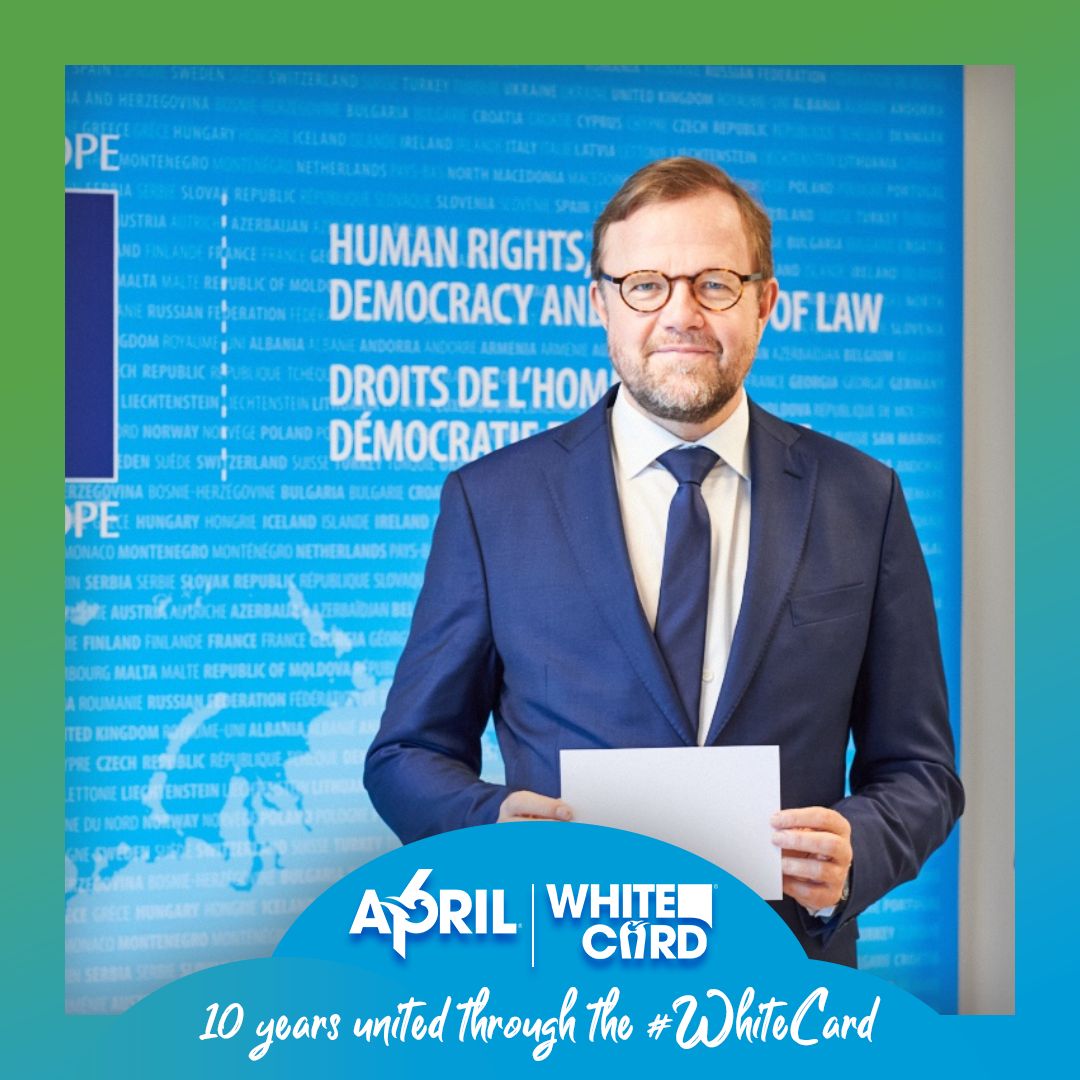 Happy 10-year anniversary @peaceandsport! @coe joins the celebration of sport values #fairplay #inclusion #ethics playing an important role in strengthening democratic societies. 

Let´s raise the #WhiteCard for peace through sport! #IDSDP2023 #CoE4Sport @CoE_Sports @IDSDP