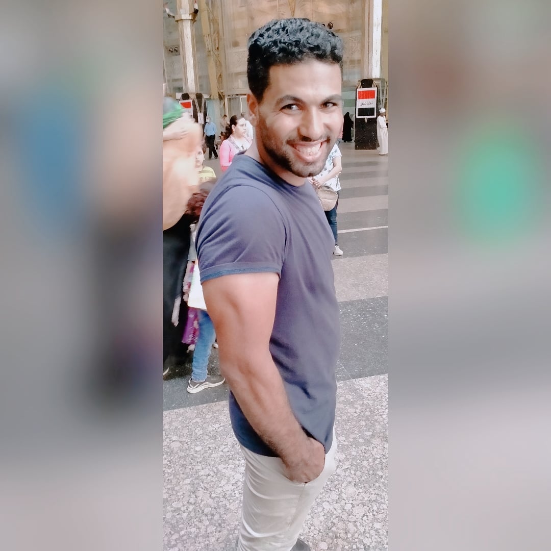 life is hard لكن جميله