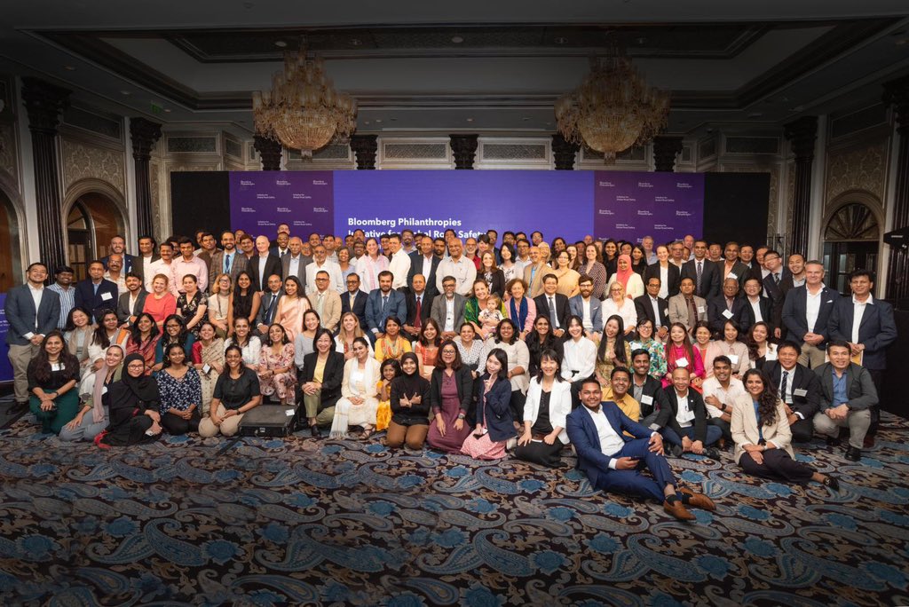 160 people from across India, Bangladesh, Viet Nam, Malaysia & China are gathered in #mumbai for the @BloombergDotOrg initiative for global #RoadSafety meeting for Asia!