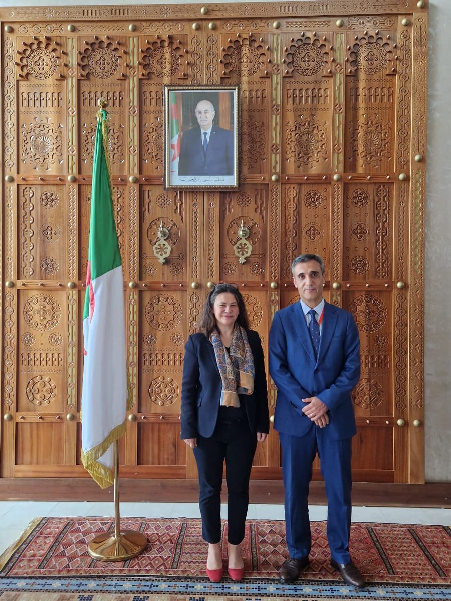 PNUDAlgerie's tweet photo. Le programme de coopération #UNDPCPD et les perspectives de concrétiser les axes stratégiques au centre des échanges francs et fructueux entre 👉@BlertaAliko et @msberrah DGRM @Algeria_MFA #UNSDCF: 
#GouvDémocratique;
#CroissanceInclusive;
#NatureClimatÉnergie;
#DevHumainSocial. https://t.co/mztQy70JzB