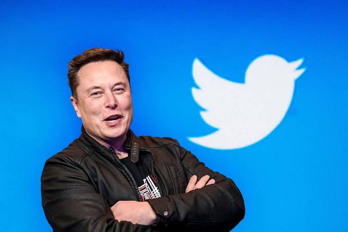 solicydotnet's tweet photo. Companies will pay $1000 monthly for #Twitter authentication😱
⚡️This service will be offered free of charge to the 500 largest advertisers and the 10K enterprises with the most subscribers.🧐
#Twitter #Elon_Musk #Twitternews #TwitterAuthentication #PaidAuthentication https://t.co/NNoQzhlwUH