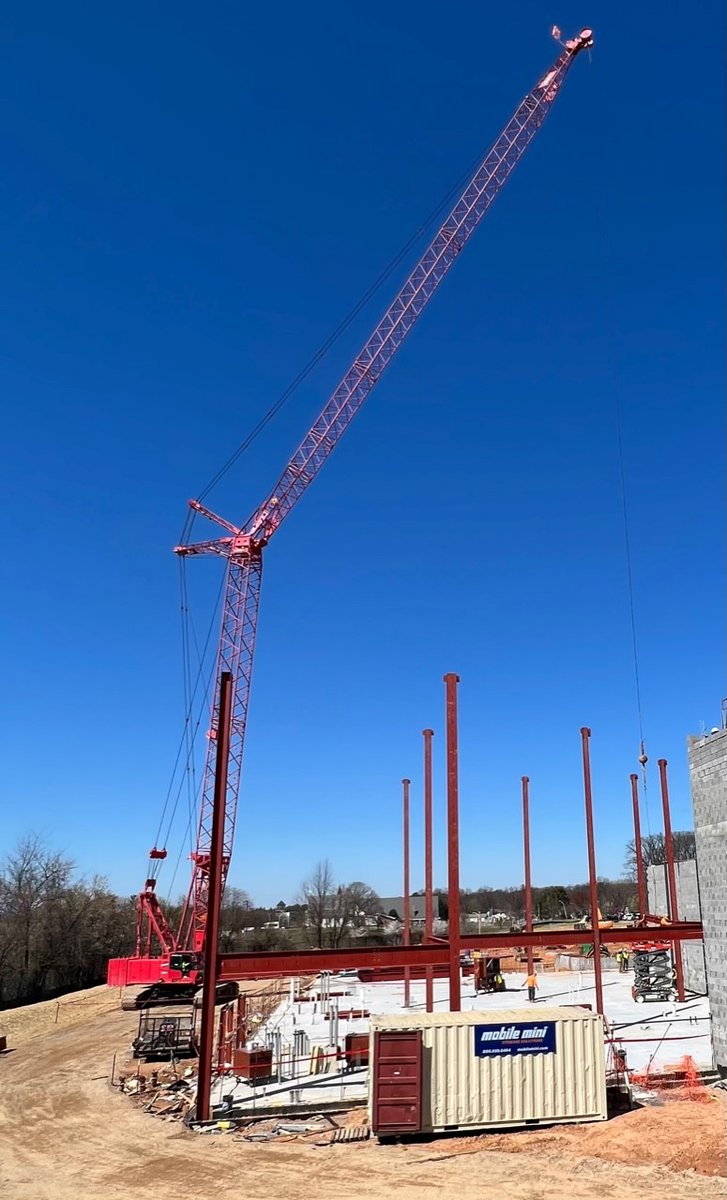 Big milestone at our Neelsville Middle School project...steel is going up!
#progress #construction #mcps