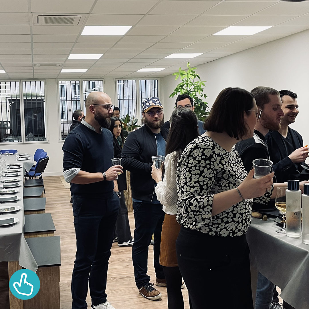 Subteno_'s tweet photo. 📷 Retour en images sur la soirée d’#entreprise spéciale #anniversaire; les 15 ans de #Subteno !
✨ Au programme ? Partage d'un repas avec nos #Subtenautes et tournoi de baby-foot ⚽
🙏 Merci à nos partenaires et à nos Subtenautes pour leur présence et cette ambiance de folie ! https://t.co/GzqfVxyaif