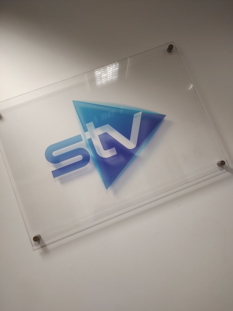 First #Endometriosis adventure of the day! Thanks again <a href="/STVNews/">STV News</a> 💛