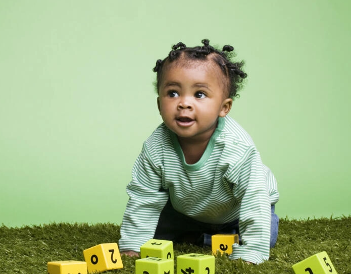 Saviez-vous que le bilinguisme de la mère a déjà un impact positif sur le développement langagier du fœtus ?
Ce matin émission consacrée à la puissance des #bébés. Retrouvez-nous sur aujourd'hui sur <a href="/RFI/">RFI</a> à 10h10 TU 
<a href="/NawalAbboub/">Nawal Abboub</a> <a href="/babimams/">Delali Damessi</a>
(Rediffusion)