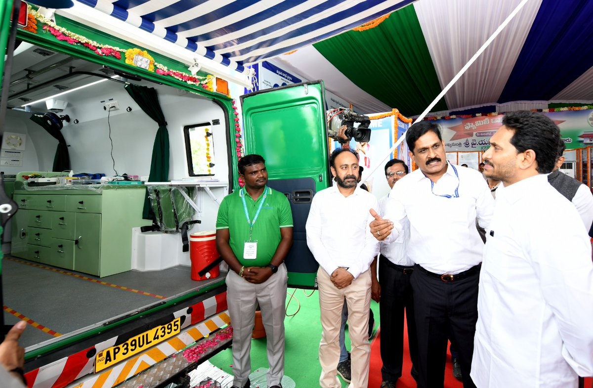 aurobindoems's tweet photo. AP CM Sri YS Jaganmohan Reddy Garu launched another set of 260 MMUs to the FPC-Family Physician Concept. AEMS is fully geared up and equipped to handle the Ginoromus fleet of 936 FPC Mobile Medical Units. Proud to be in PPP with AP YSR AarogyaSri Health Care Trust. https://t.co/ZZU6cdUirn