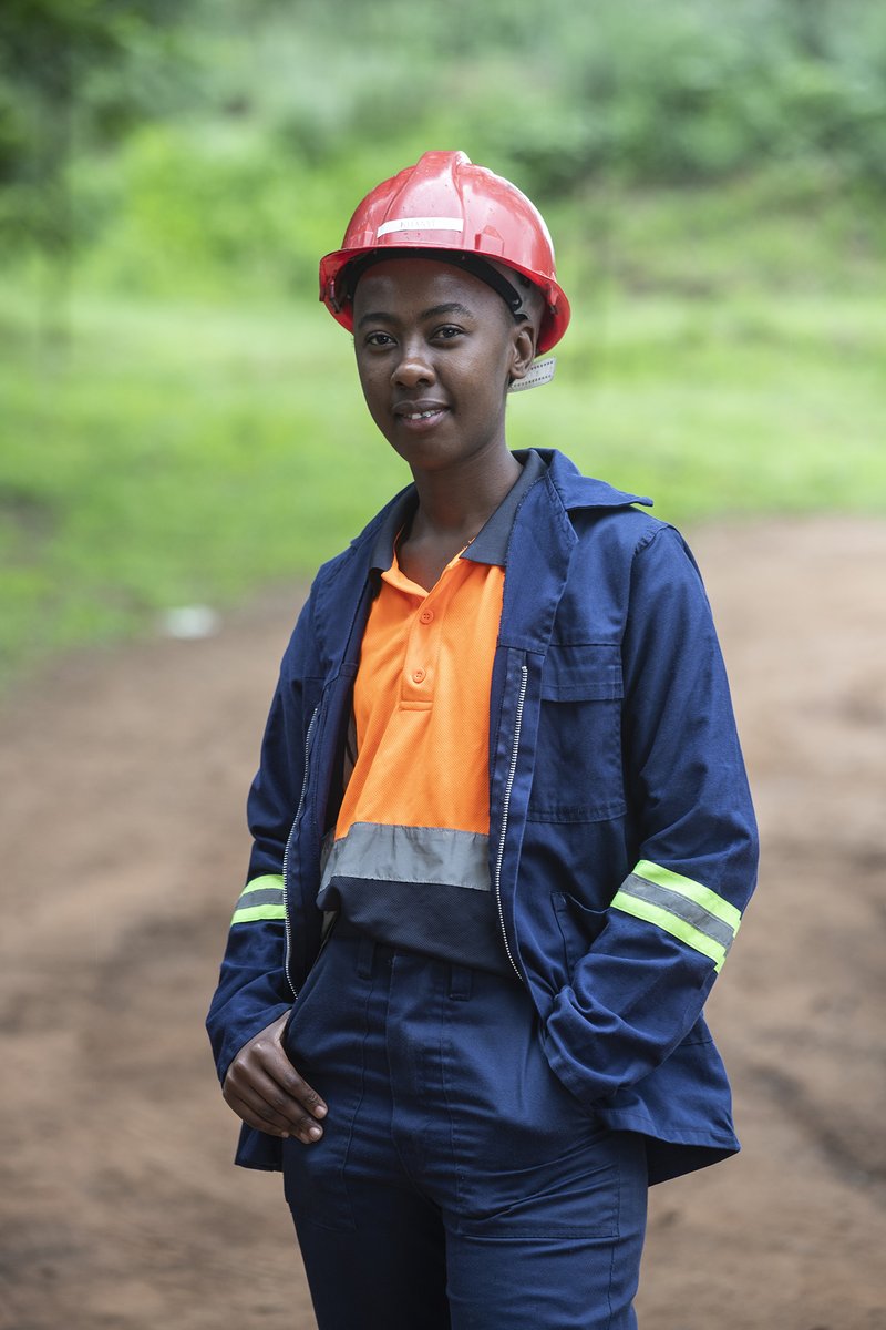 “The most important lesson that I have learnt is to always put safety first in everything you do,” - @canyoncoal #khanyecolliery Learner Khanyisile Shoba.

Read #TheMaroonPost: ow.ly/2kgT50NALZq

#Ad