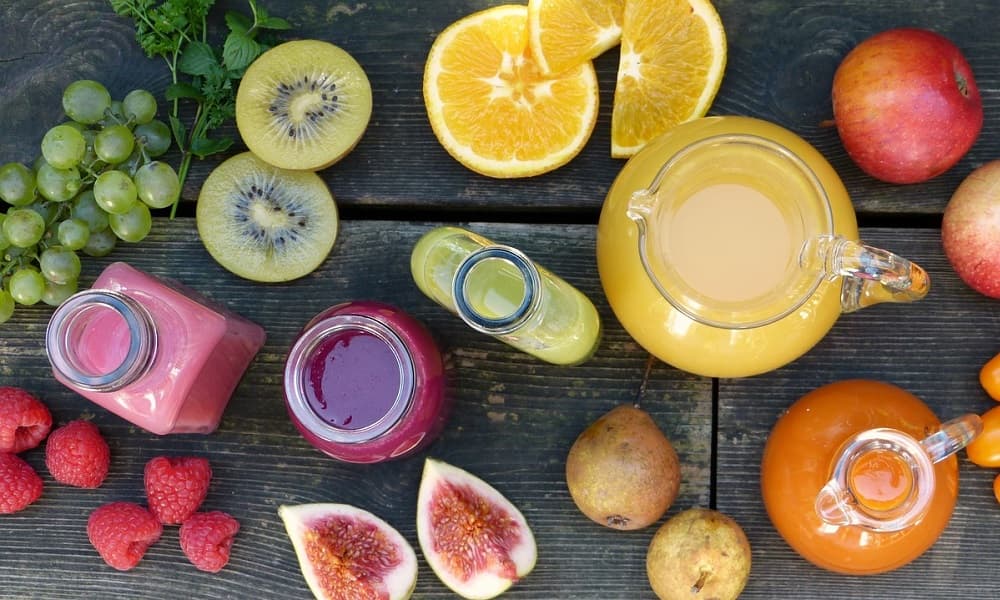 car0lsmith85's tweet photo. RT @comohacerlotodo: Batidos sustitutivos de comida para adelgazar

https://t.co/1gQxM1MHJa

#salud #bienestar #consejos #guias #comosehace #adelgazar #peso #primavera #semanasanta #comer #beber #dietas #cuerpo #comohacerlotodo https://t.co/wGOMvoW9Ri