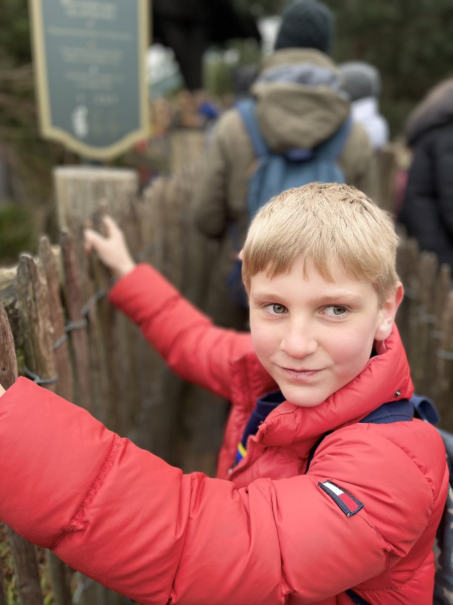 jwint80's tweet image. Dagje efteling met de Bramster #wachten #baron1898