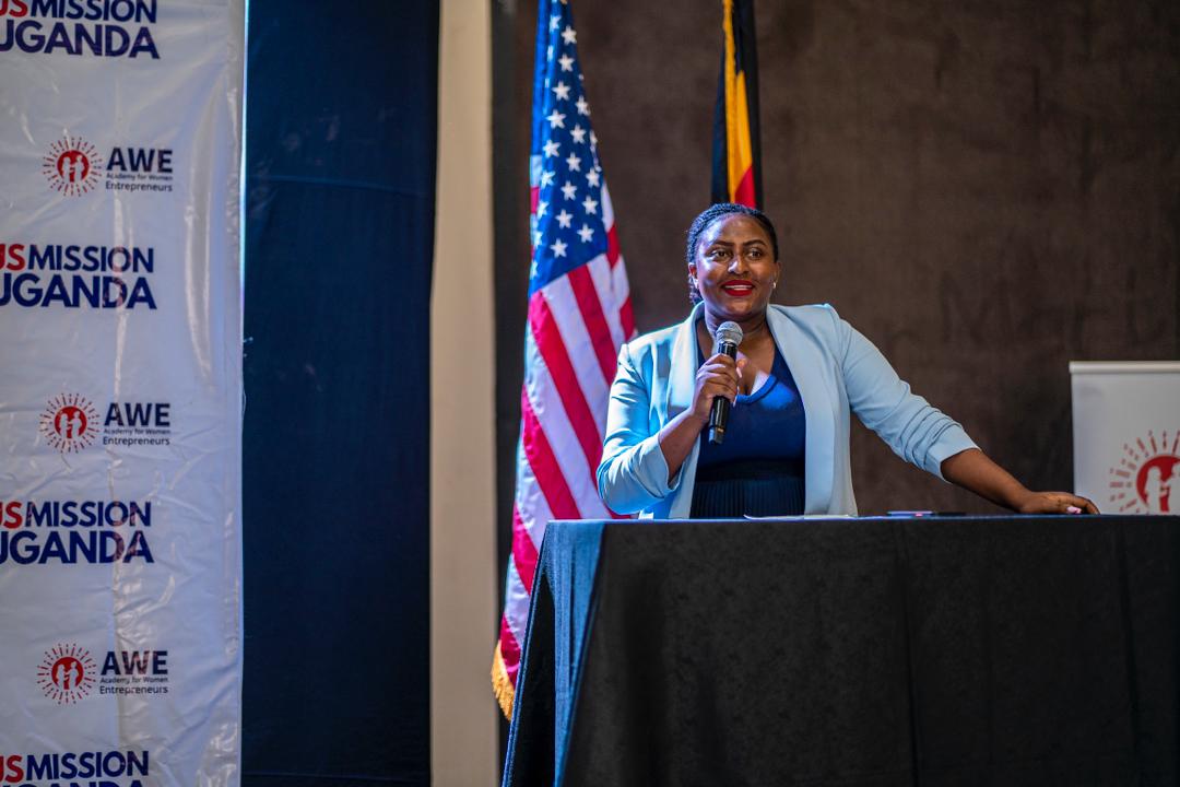 ThePhillyMina's tweet photo. 1. Don't get it twisted, work is work! But it's all the more wholesome &amp; fulfilling when it touches a subject that is vitally important to you as a person. 

Last week, I had the honor of hosting the graduation of the 5th Cohort of the Academy for Women's Entreprenuers Program... https://t.co/hpZ6Q4l0JL