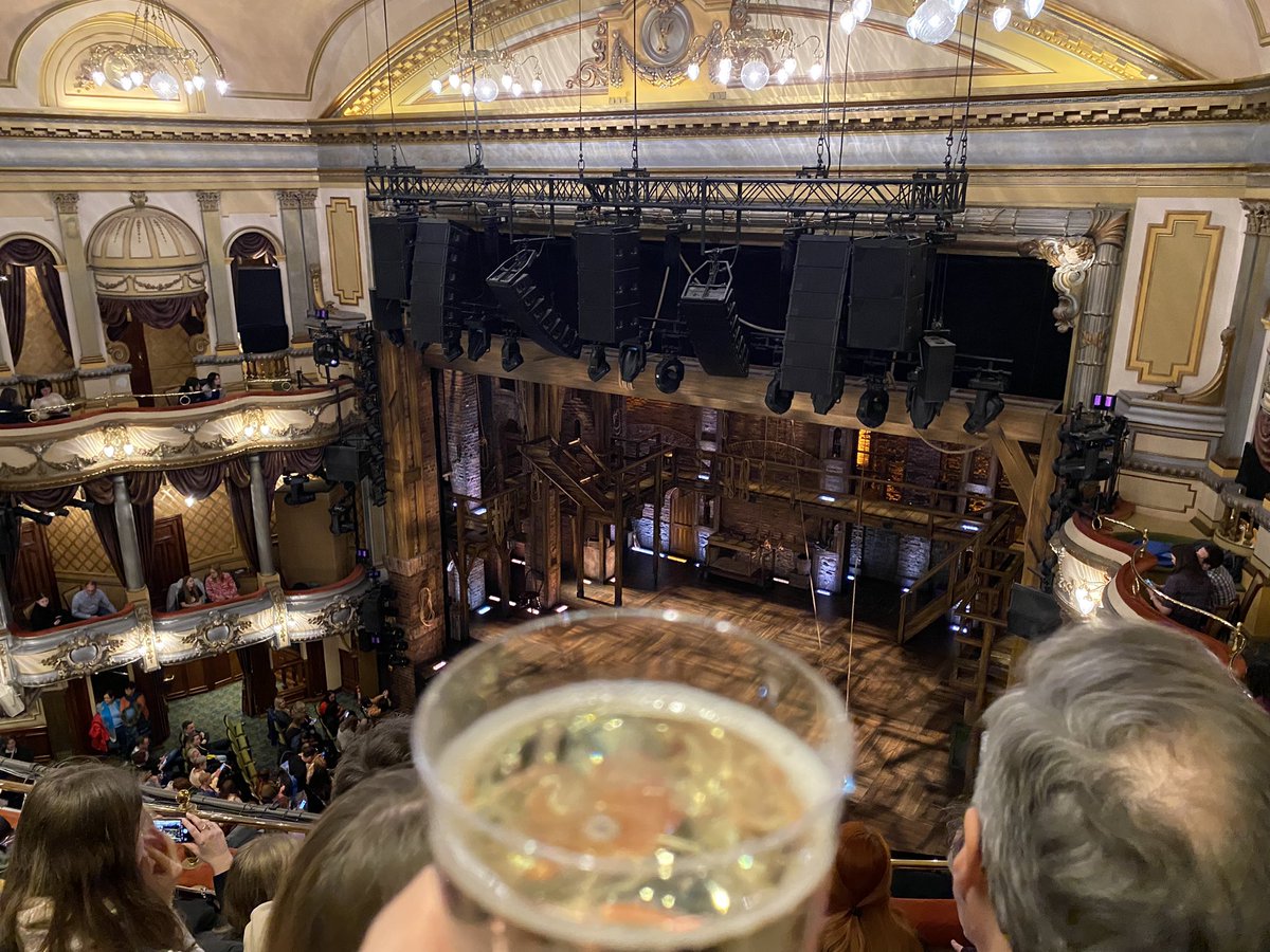 Miss Barker tweet media