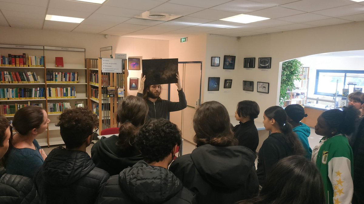 On a reçu ce matin les collégiens de Jules Ferry (15eme) pour l'exposition "#BeautifulScience", avec le soutien d'Antoine et Hugo, doctorants au <a href="/LAM_Marseille/">LAM</a>. Merci à tous pour votre présence et votre participation !