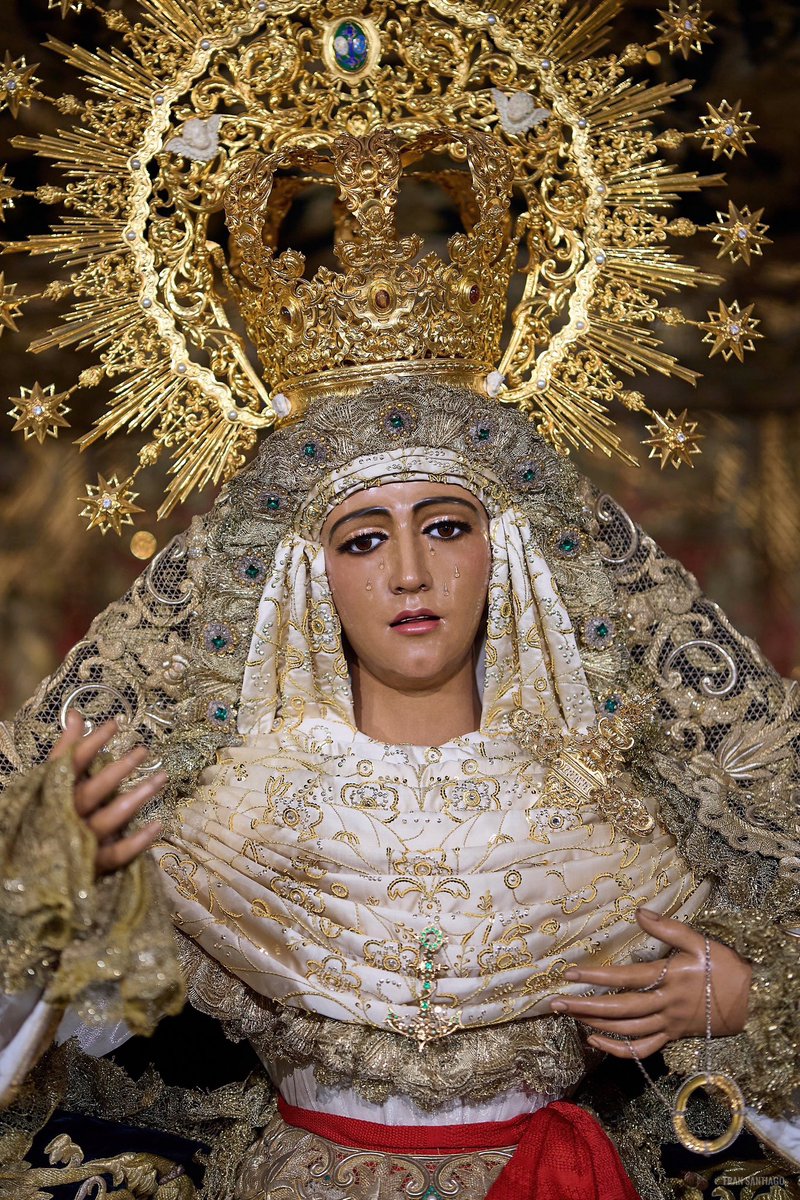 fransantiph's tweet photo. La espera de todo un año.

#SSantaSevilla23 https://t.co/4n4ZogU0QW
