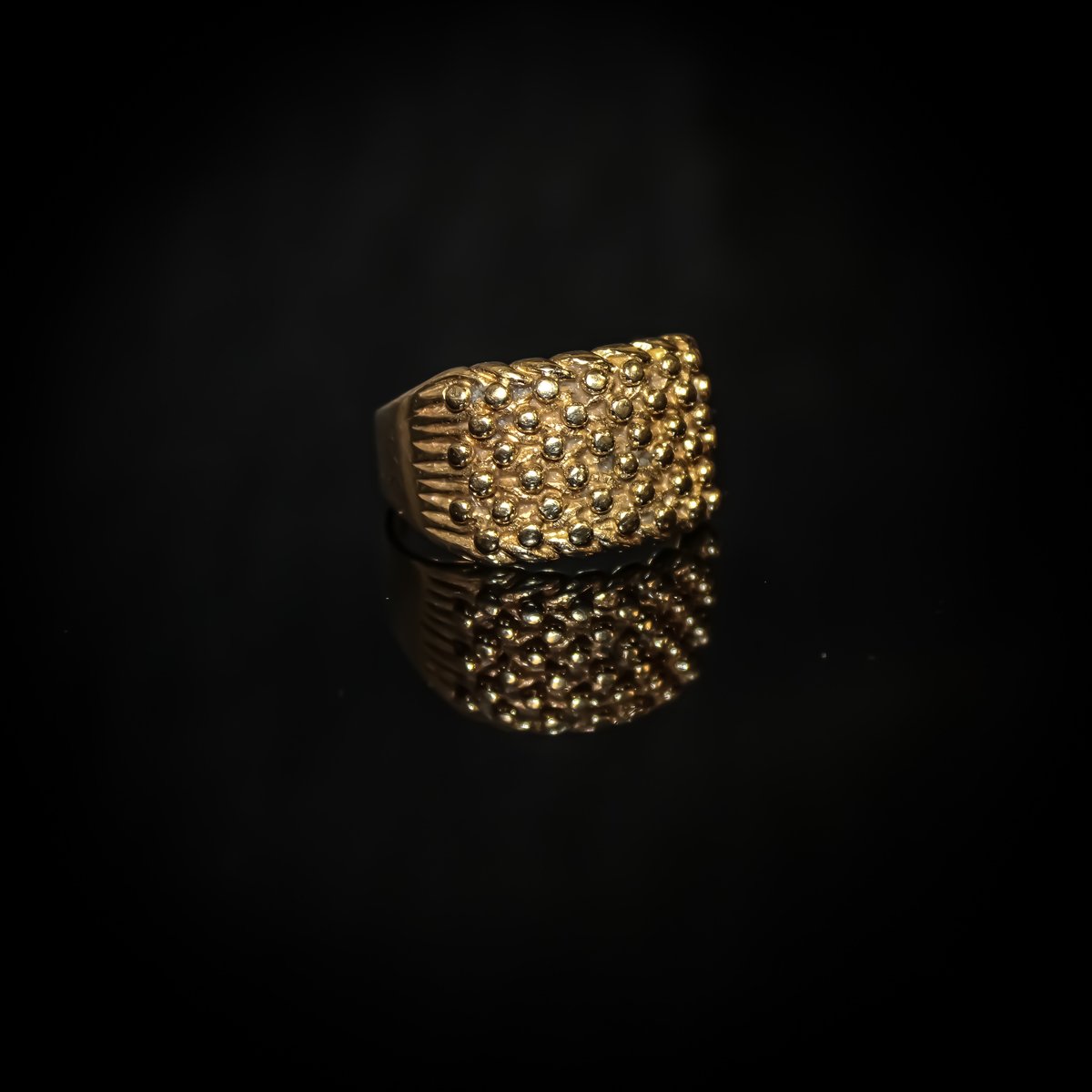 jvjewellers's tweet photo. NEW IN: 9ct Gold Keeper Rings 🔥

https://t.co/uisbd58ZfE

#Jewellers #Jewellery #Ring #Rings #Gold #9ct #GoldRing #Keeper #KeeperRing #ForSale #Fashion #Style #Luxury #Classic #Classy #Rare #Hallmark #Dope #Bling #Drip #Flex #MensWear #MensFashion #MensStyle #GiftsForHim https://t.co/OaEEsAu2Ii