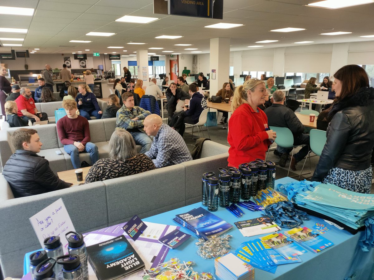 Blue Light Academy UWTSD (@uwtsd_bla) on Twitter photo Diwrnod Gwych! - Great day on Saturday welcoming over 40 BSc Professional Policing applicants wishing to be a part of the UWTSD Special Constable Project.
#BScProfessionalPolicingUWTSD
Hyfryd cwrdd â chi gyd!
<a href="/DyfedPowys/">Heddlu Dyfed-Powys Police</a> <a href="/swpolice/">South Wales Police</a> Diwrnod Gwych! - Great day on Saturday welcoming over 40 BSc Professional Policing applicants wishing to be a part of the UWTSD Special Constable Project.
#BScProfessionalPolicingUWTSD
Hyfryd cwrdd â chi gyd!
<a href="/DyfedPowys/">Heddlu Dyfed-Powys Police</a> <a href="/swpolice/">South Wales Police</a>
