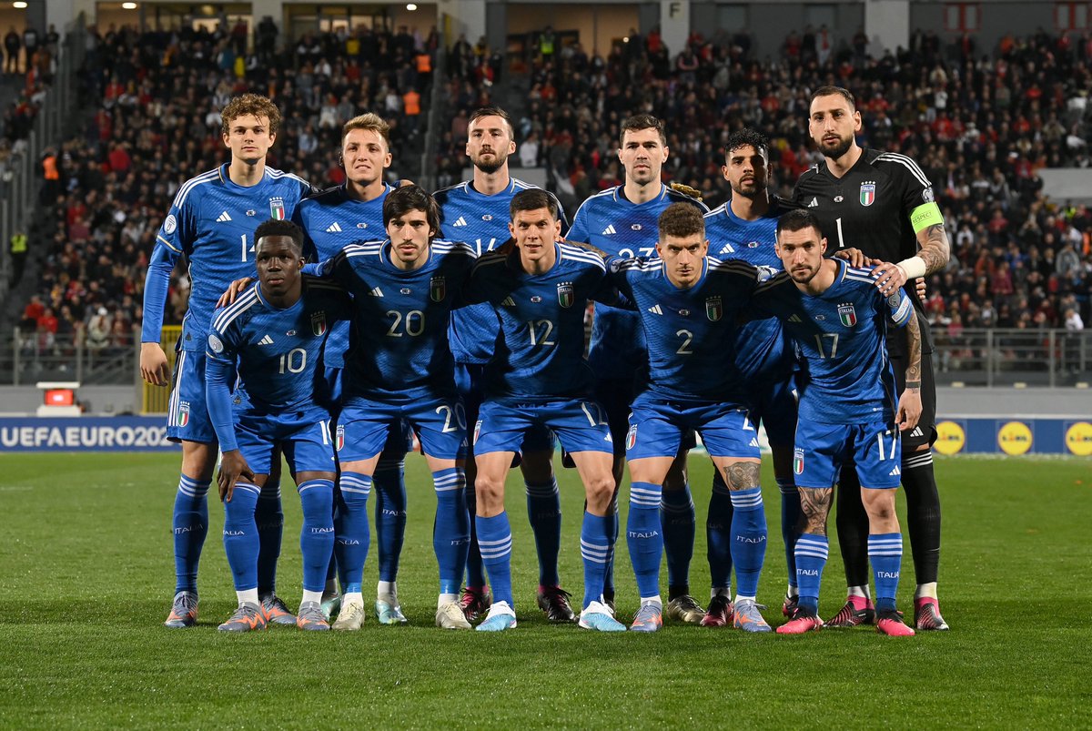 📈 #Azzurri stabili all'8° posto del #RankingFIFA 
👉🏼 bit.ly/3Kd8csN

#Nazionale 🇮🇹 #VivoAzzurro