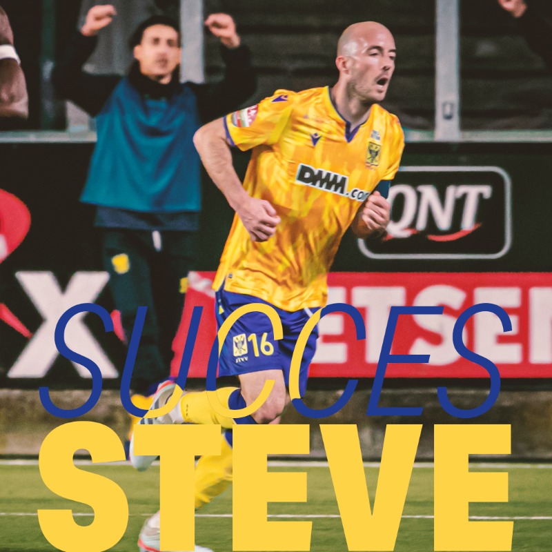 stvv's tweet photo. Steve De Ridder trekt definitief naar KMSK Deinze.

We bedanken onze ex-kapitein voor de twee jaren als Kanarie 💛💙

Veel succes in Deinze, Steve!