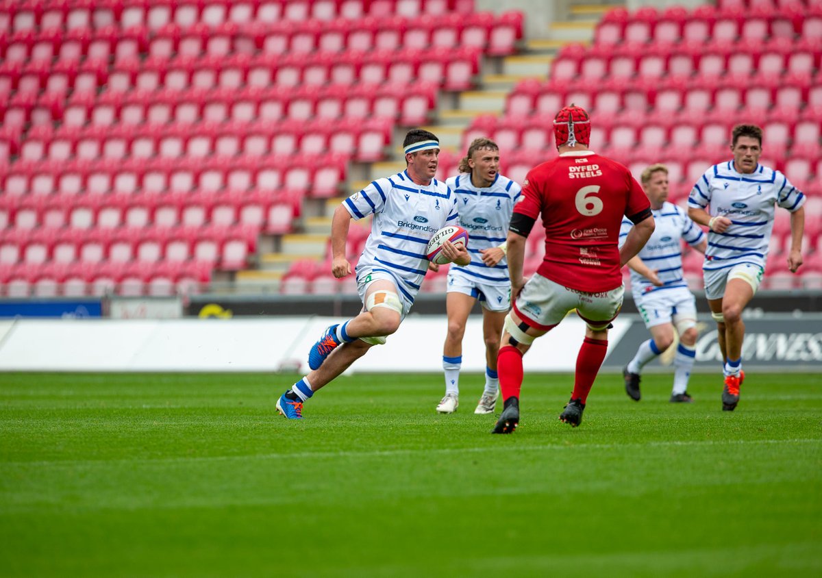 #ThrowbackThursday 

🔴 18-21 🔵

Tries from Tom Florence and <a href="/leemurphyy/">Lee Murphy</a>, along with the boot of <a href="/matthew72537004/">matthew jones</a> saw us seal victory at Parc y Scarlets in September 2021!