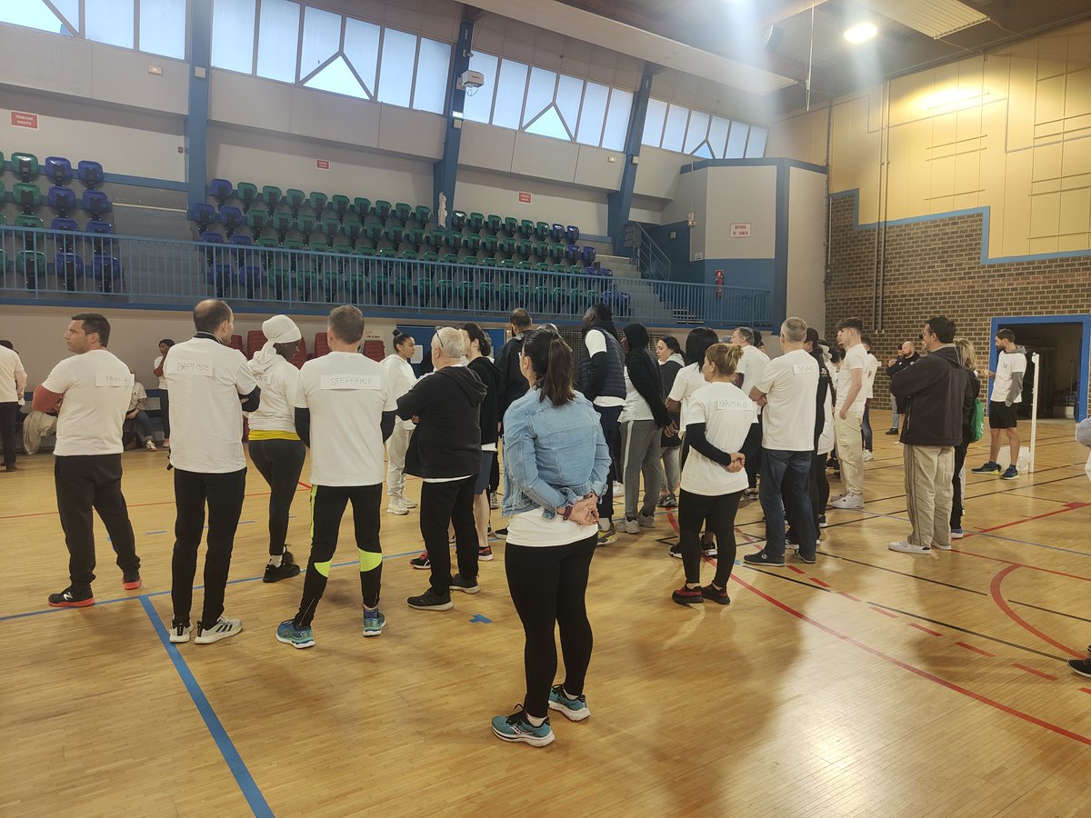 GeiqP's tweet photo. En direct du forum Sport / Emploi organisé par @VilledeMaromme  en partenariat avec Pôle emploi Maromme et la Mission locale de Rouen

Au programme :
👉 Activités sportives : Gym, Rugby, Kin-Ball &amp; Badminton
👉 Repas partagé
👉 Job Dating
 
Maintenant, il n’y a plus qu’à ! https://t.co/gIPesnXGQ5