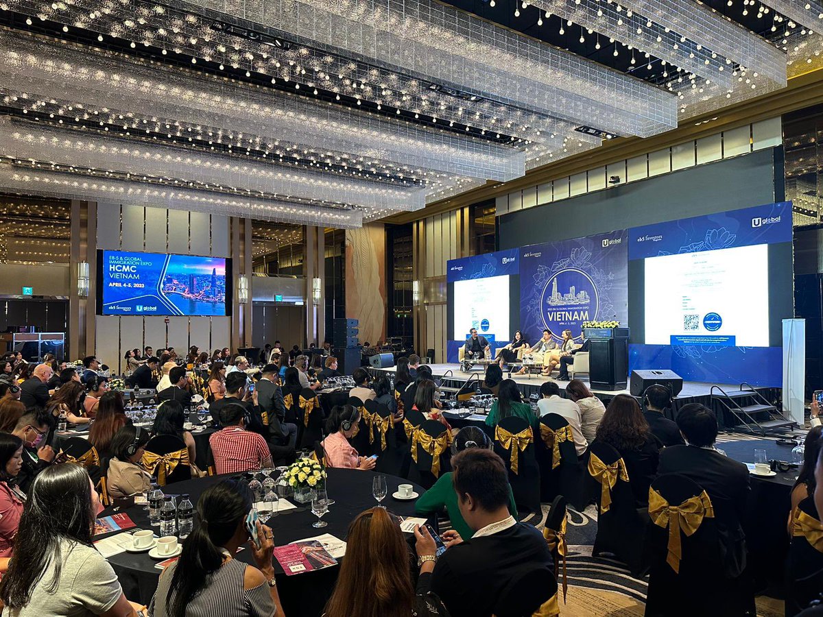 kevinhosam's tweet photo. I’ve always loved coming back to Saigon 🇻🇳 the people are enthusiastic & welcoming. Great show once again by @UglobalOfficial. #vietnam #saigon #citizenshipbyinvestment #cbi #rcbi #echoldings https://t.co/SdNKCsKbKM