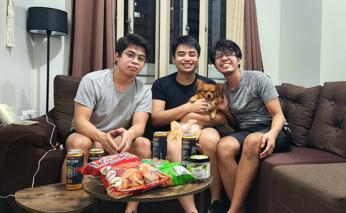 angPasimuno's tweet photo. Chikahan with the #SixWillFix crew HAHA https://t.co/uFgYI0zttn