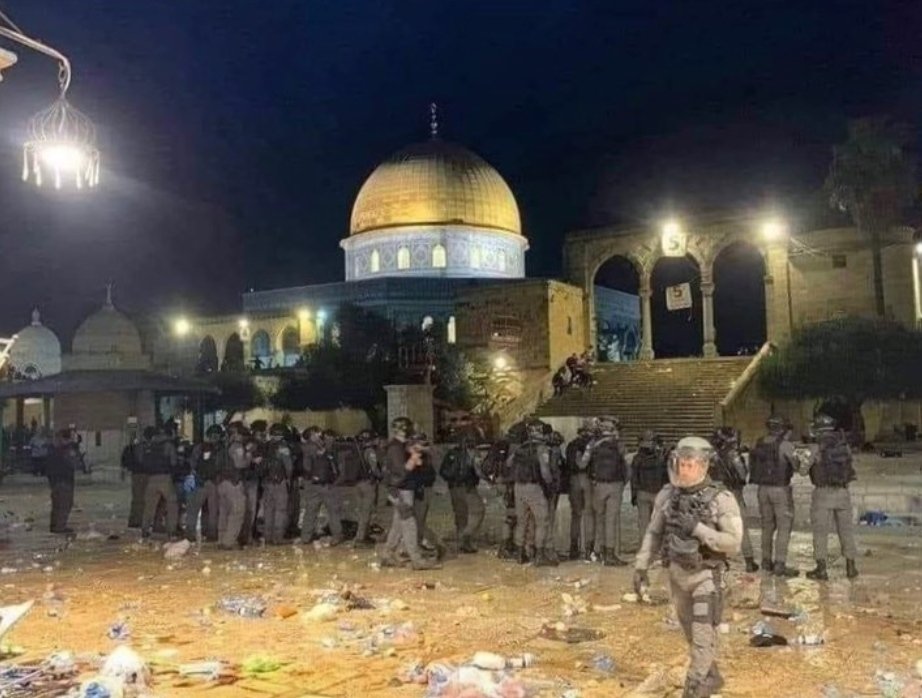___Bozkurt's tweet photo. Bebek katili netanyahu yine kutsalımızı çiğneyerek içerdeki kendi birliğini kurma peşinde !

Mescidi Aksa Kırmızı çizgimizdir sadece Filistinlilerin Türklerin değil tüm dünya Müslümanlarının kırmızı çizgisidir !!! https://t.co/3XpRUdfhM2