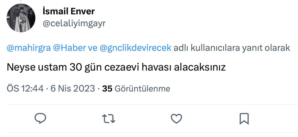 Şu söyleme de bayılıyorum. 

Hizbullahçının teki millete hakaret ediyor, 'kafanızı keseriz' diye tehdit ediyor bir bok olmuyor. Ben sticker tasarladım diye hapse gireceğim, e girelim yani ne olacak? Bundan mı çekinelim şu zamanda.